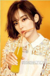 古力娜扎个人资料家庭背景及照片(古力娜扎手掌)