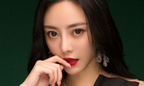 抖音网红胡桃夹子(胡桃佳子lj个人资料)