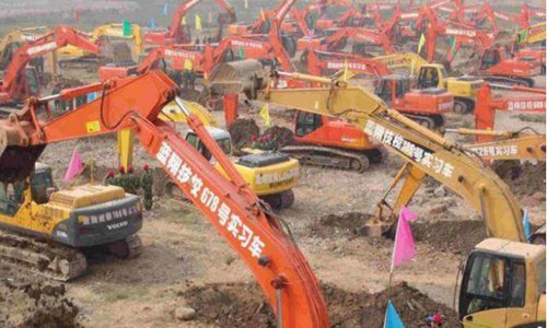 蓝翔技校校长回应前妻举报偷税(山东蓝翔技校被举报涉嫌偷税)