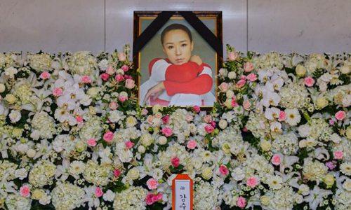 姜受延是最佳女演员吗?她的朋友金喜善为什么会死?送花圈悼念?