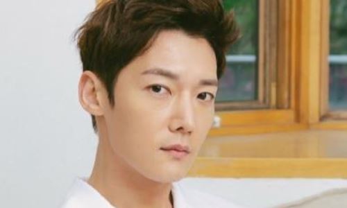 崔振赫亲吻陈世妍(陈世妍李洙赫最新视频)