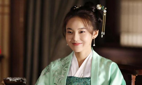 张晓龙张佳宁是亲的吗(张晓龙与张佳宁是什么关系?)