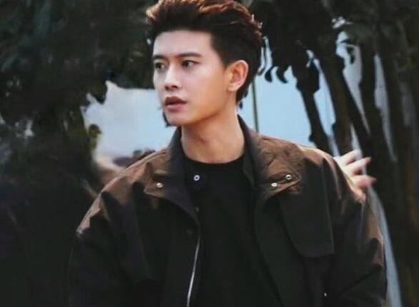 任嘉伦新戏暮色心约路透(暮色心约任嘉伦杨颖苏州拍)