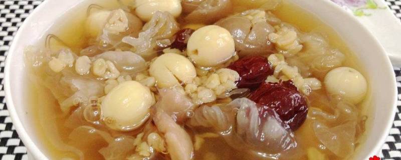 银耳莲子汤做好后可以放置多久(银耳莲子汤的正确做法)