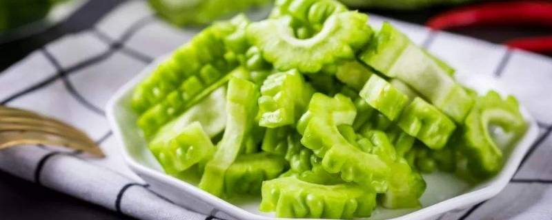苦瓜可以和红糖同食吗(苦瓜可以和红糖一起吃吗)