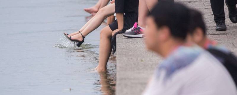 洗脚的好处在哪里(洗脚的好处)