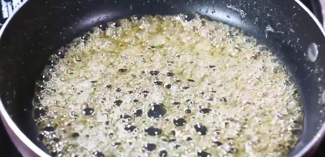 糖色怎么炒不会苦(糖色怎么炒红烧肉)