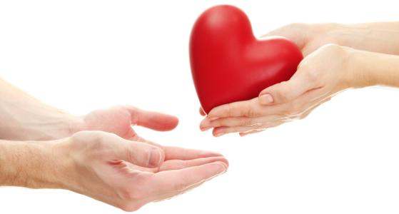 facebook怎么都是中国人(人民日报 facebook)