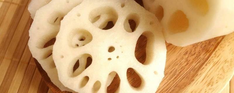 莲藕削皮后发黄了还能吃吗(莲藕削完皮颜色发黄可以吃吗)