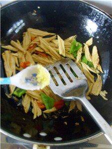 腐竹怎么炒好吃儿童(腐竹怎么炒好吃最简单)