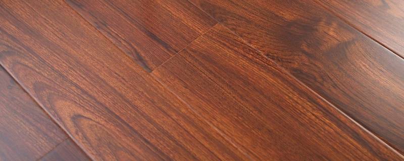 木地板泡水起鼓还能自行恢复吗(木地板泡水起鼓了怎么处理)