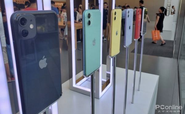 iphone12充不进去电怎么办(iphone12充不进去电怎么回事)