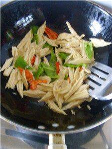 腐竹怎么炒好吃儿童(腐竹怎么炒好吃最简单)