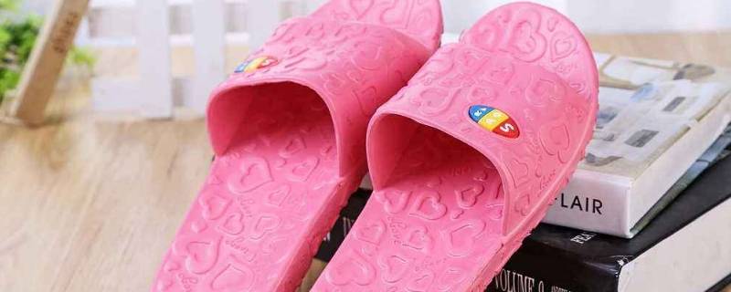 夏天拖鞋晒晒就缩小了该怎么办(毛线拖鞋怎么缩针)