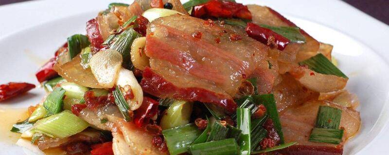 腊肉怎么炒好吃四川(腊肉怎么炒好吃最简单)