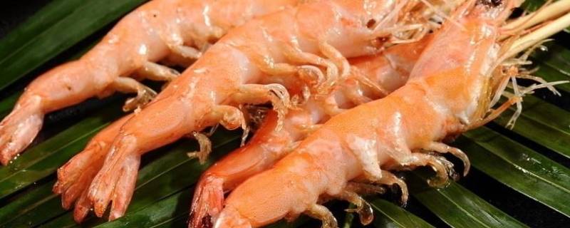 虾如何判断熟没熟(怎么辨别虾有没有熟)