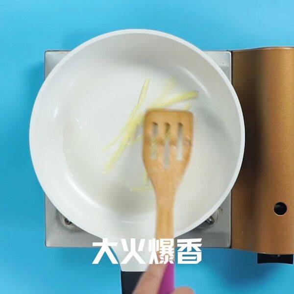 炒虾仁怎么炒(炒虾仁怎么炒才能更好吃呢)