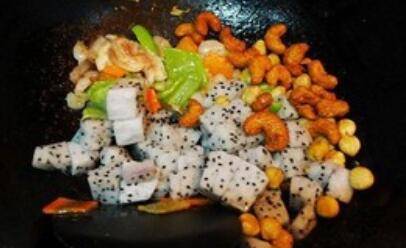 火龙果怎么炒(火龙果怎样炒才好吃)