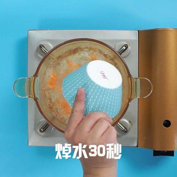 炒虾仁怎么炒(炒虾仁怎么炒才能更好吃呢)