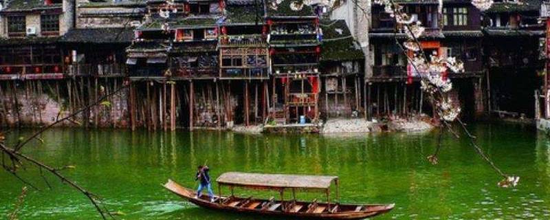 凤凰古城在哪(凤凰古城在哪里最近)