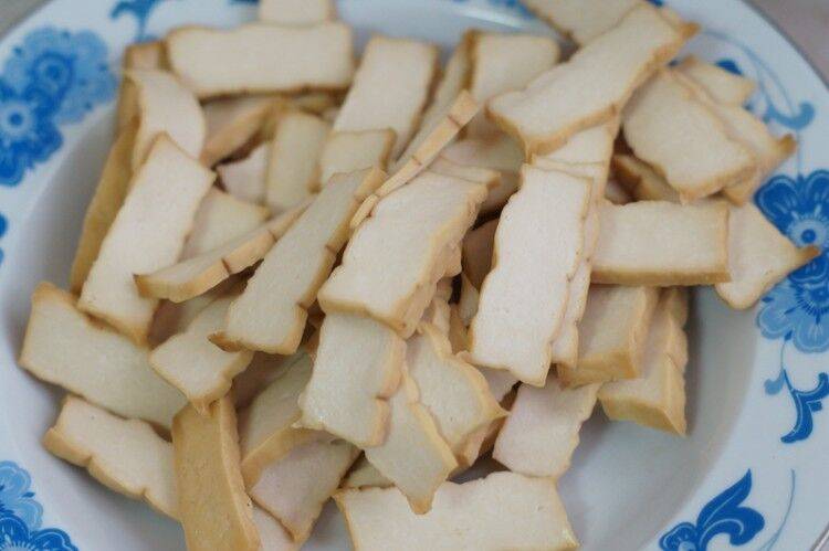 回锅肉炒卤豆腐做法(卤豆腐炒辣椒的做法)