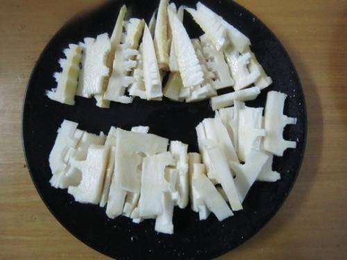 细竹笋怎么处理(细竹笋怎么处理去掉苦涩味)