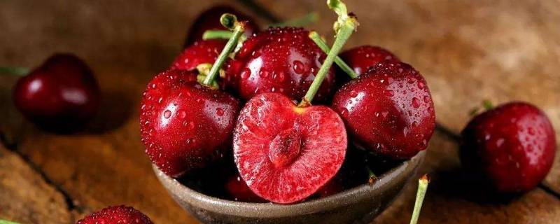 樱桃酒泡多久可以喝(泡过酒的樱桃还能吃吗)
