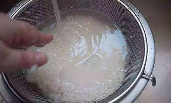 肉粽子是怎么腌制的(肉粽子制作方法和配料)