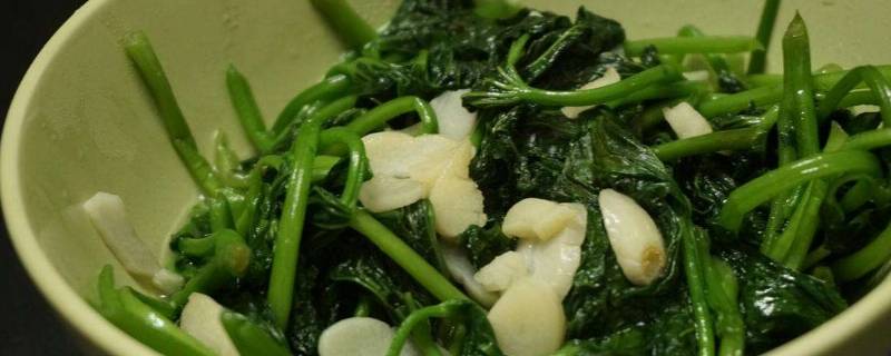 番薯叶怎么炒好吃又绿(番薯叶怎么炒酒店做法)