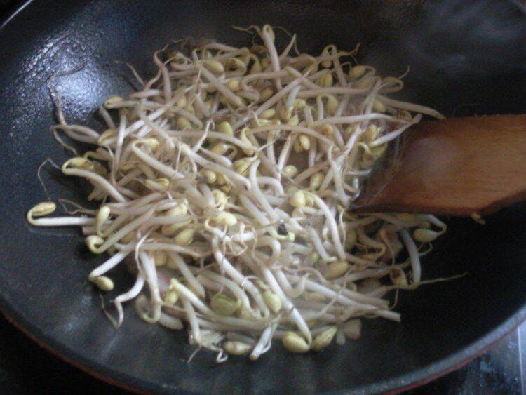 豆泡怎么炒简单好吃(豆泡怎么炒好吃)