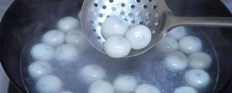 汤圆是开水煮还是冷水煮好(汤圆是冷水煮还是热水煮好)