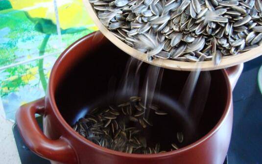 原味瓜子怎么炒熟(炒原味瓜子教程)