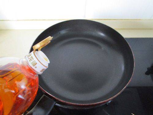 花椒怎么炒的香(花椒怎么炒才又麻又香)