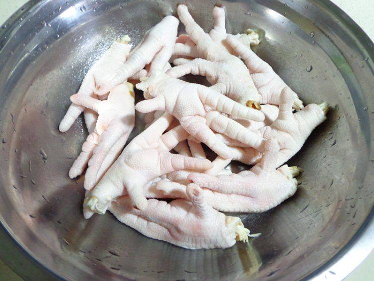 红烧凤爪的最简单做法(辣炒凤爪)