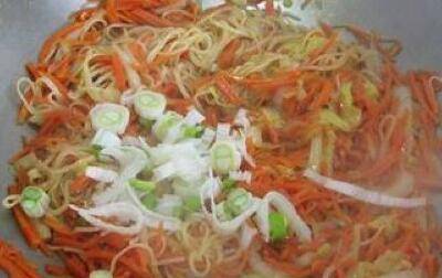 切粉怎么炒又香又好吃(炒切粉怎么做才好吃)