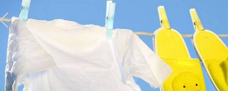 漂白衣服变红怎么办(白色衣服漂完变红了怎么办)