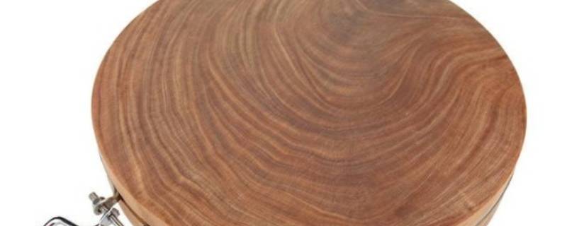 新买的铁木菜板怎么处理才不易裂(怎样处理铁木菜板不开裂不发霉)