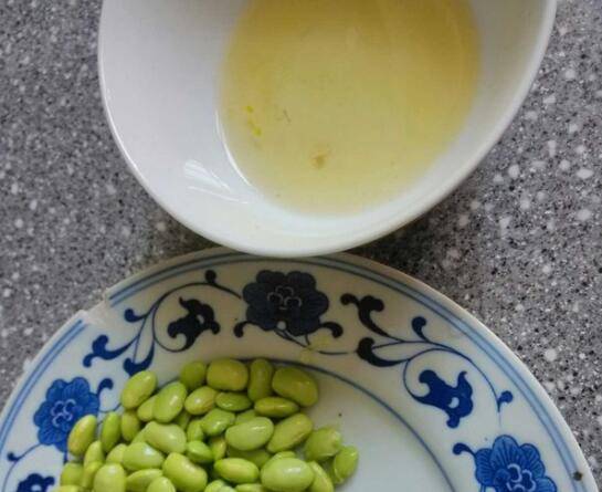 蛋清怎么炒(怎么炒蛋清最嫩)