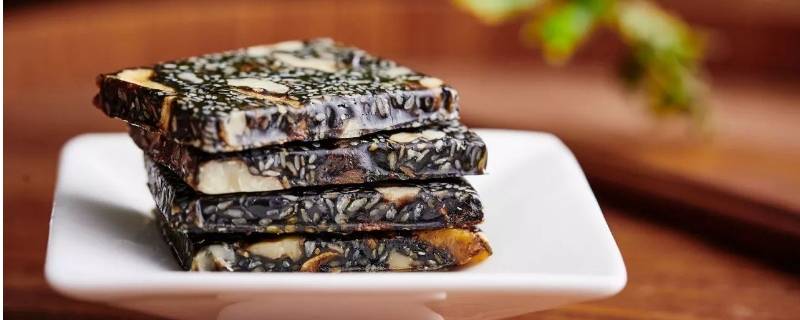 一块阿胶糕多少卡路里(阿胶糕一块多少卡路里)