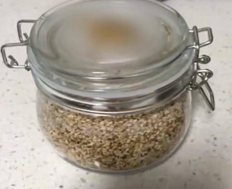 炒白芝麻怎么炒视频(炒白芝麻怎么炒香)