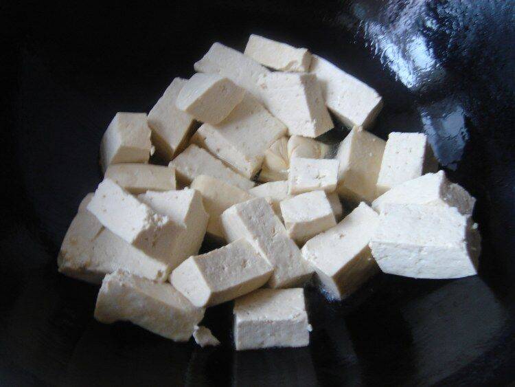 豆腐炒辣椒的做法大全家常(豆腐炒辣椒的做法大全)