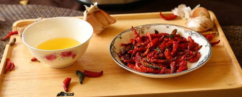 未开封食用油过期还能吃吗(食用油放了3年还能吃吗)