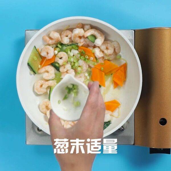 炒虾仁怎么炒(炒虾仁怎么炒才能更好吃呢)