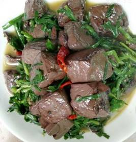 猪红怎么做下饭(厨师猪红做菜教程)