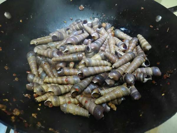 怎么炒钉螺好吃又简单方便(怎么炒钉螺视频)