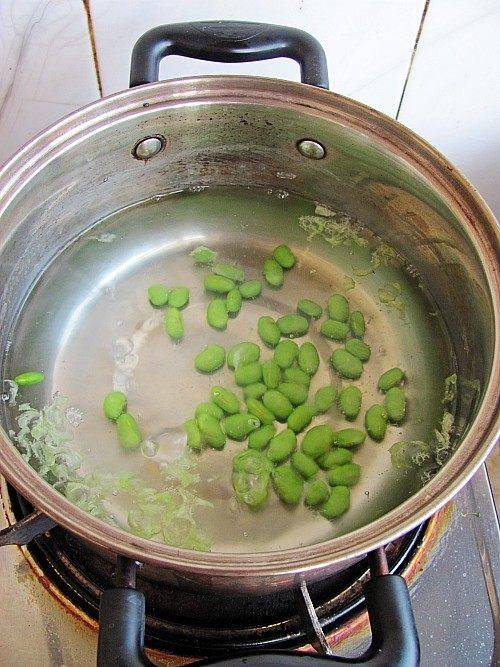 火腿肠炒玉米怎么做(炒玉米简单做法)