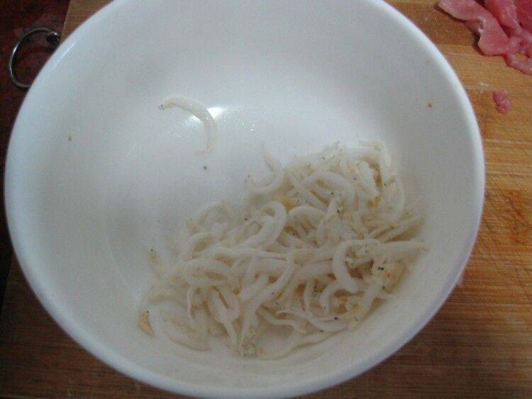 小银鱼怎么做好吃又简单家常(小银鱼怎么做好吃又简单家常的)