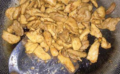 鲜肉怎么烧好吃(鲜肉怎样直接炒好吃)