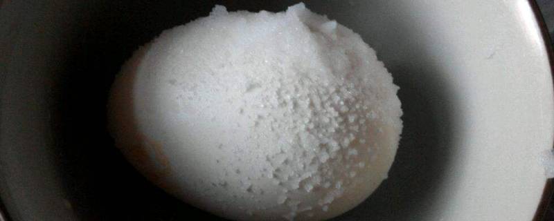 一斤鹅蛋需要多少盐腌制(鹅蛋腌制盐和白酒比例)