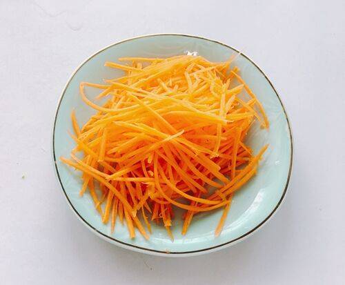 青椒牛肉丝怎么炒又嫩又好吃(怎样炒牛肉丝好吃家庭版)